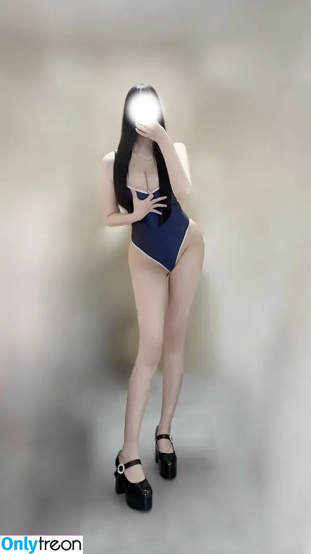 hina_chomaru nude photo #0021 (d__u07 / futomomoqueen_)