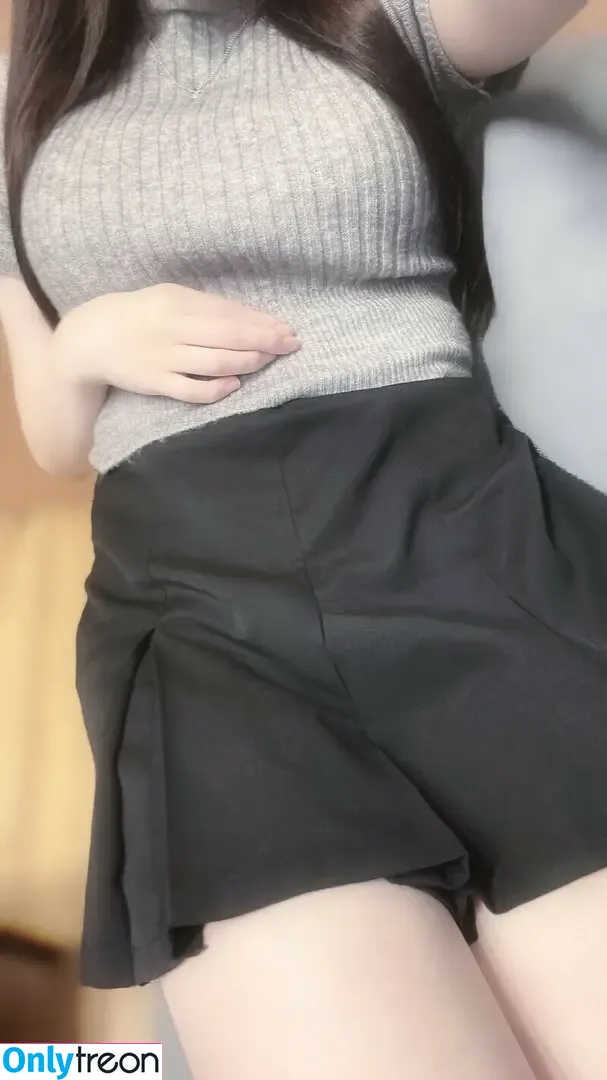 hina_chomaru nude photo #0106 (d__u07 / futomomoqueen_)
