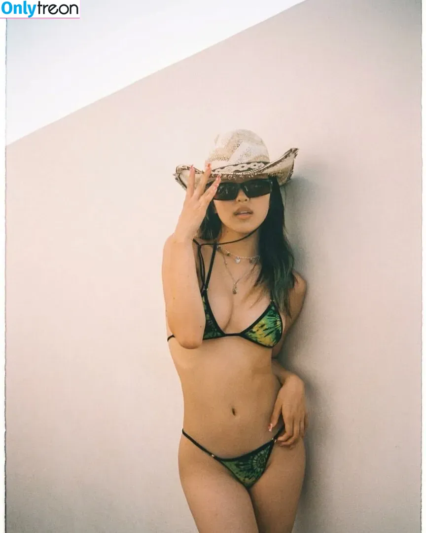 Hina Yoshihara nude photo #0001 (hina_yshr)