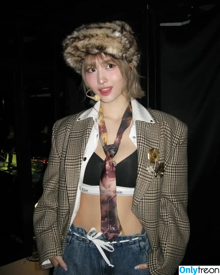Hirai Momo голая photo #0016 (TWICE / momo)