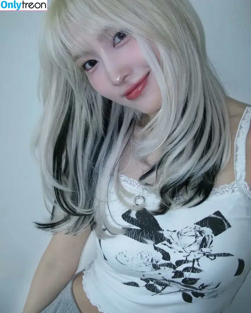 Hirai Momo голая photo #0021 (TWICE / momo)