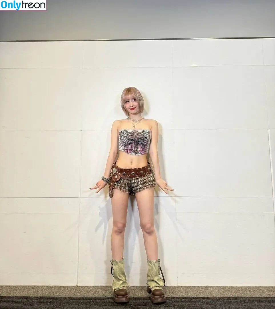 Hirai Momo nude photo #0034 (TWICE / momo)