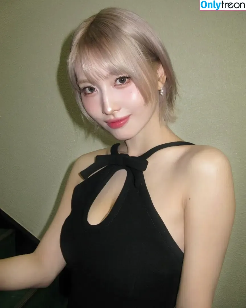 Hirai Momo nude photo #0046 (TWICE / momo)