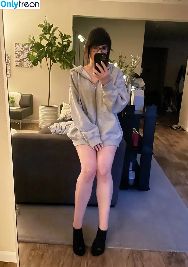 Hiso Neko nude photo #0341 (hiso.neko / hiso_neko / hisoneko)