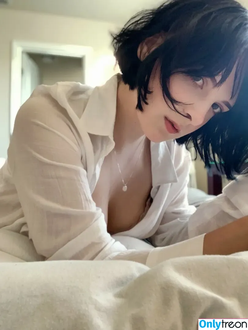 Hiso Neko nude photo #0366 (hiso.neko / hiso_neko / hisoneko)