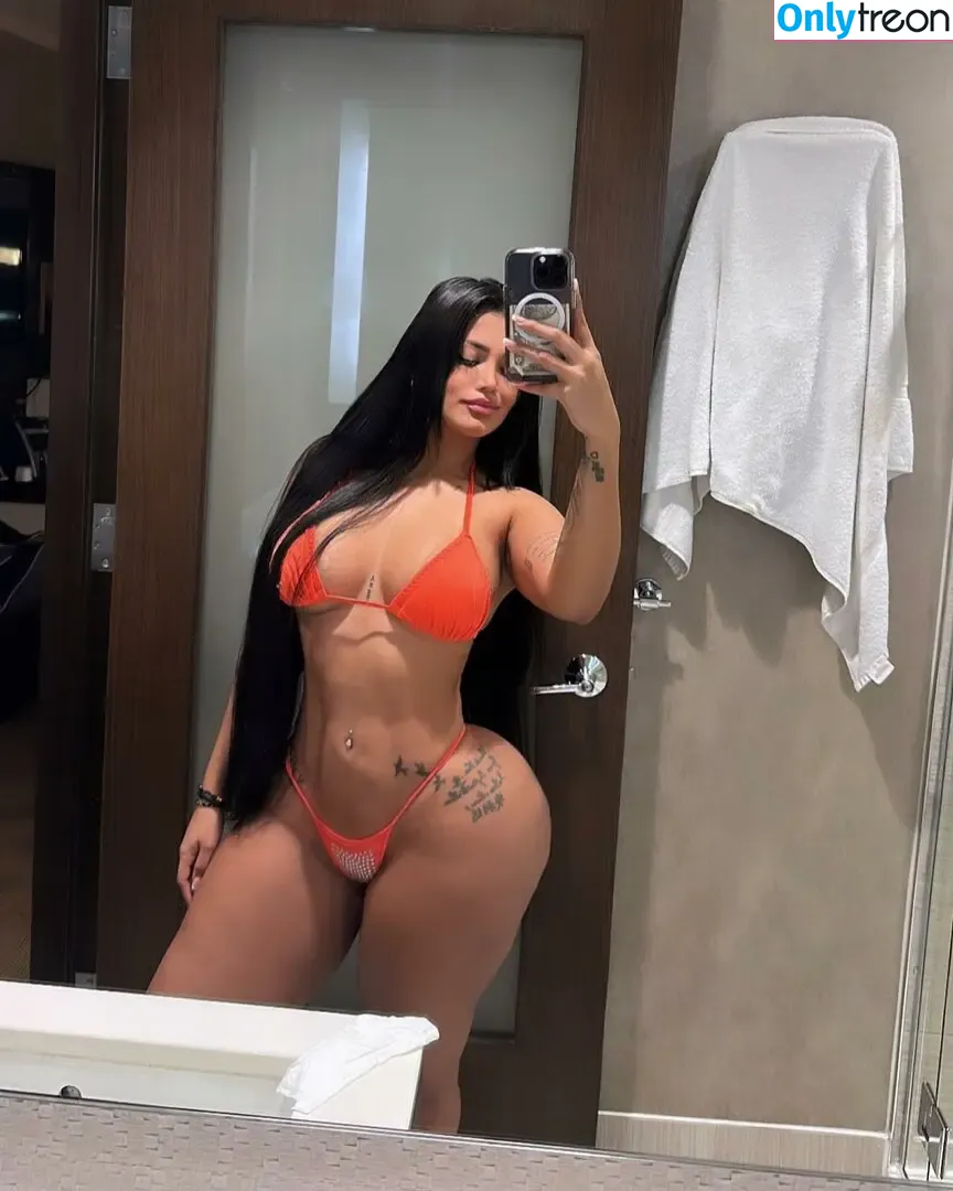 Hispanic голая photo #1030 (Latina Women / dianaMriveraa / dianamrivera_ / dianariveraa)