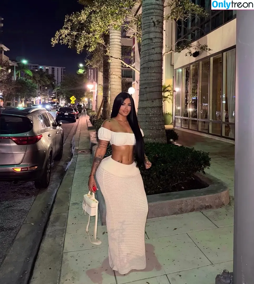 Hispanic голая photo #1031 (Latina Women / dianaMriveraa / dianamrivera_ / dianariveraa)