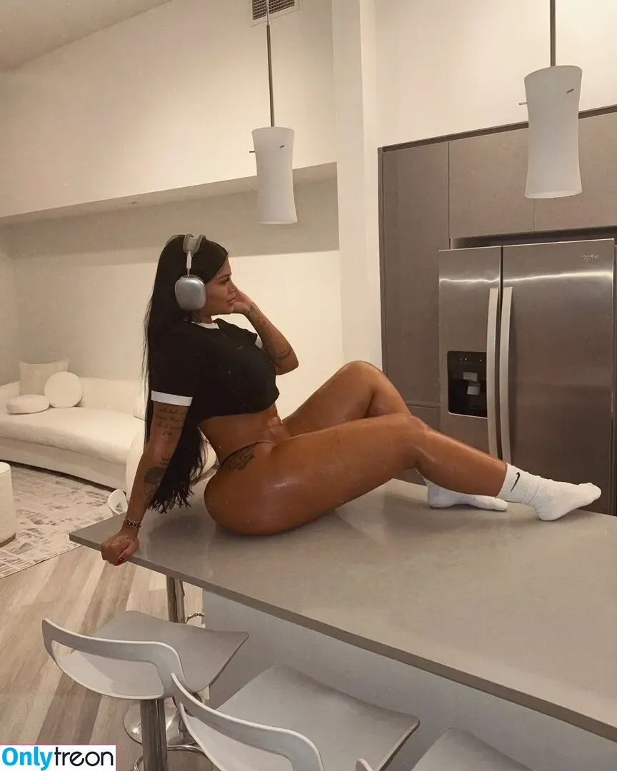 Hispanic голая photo #1033 (Latina Women / dianaMriveraa / dianamrivera_ / dianariveraa)