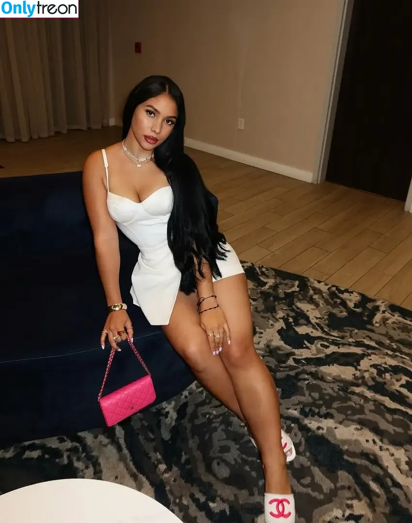 Hispanic голая photo #1124 (Latina Women / dianaMriveraa / dianamrivera_ / dianariveraa)