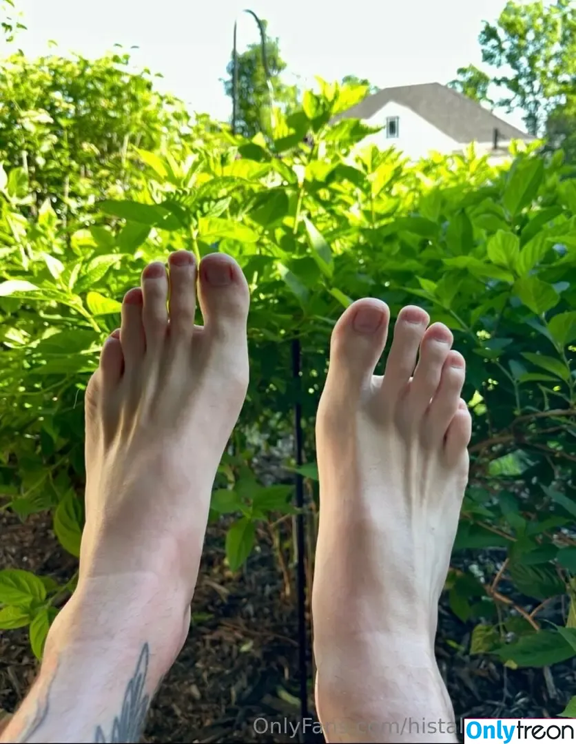 histalentedtoes голая photo #0008 (histalentedtoes)