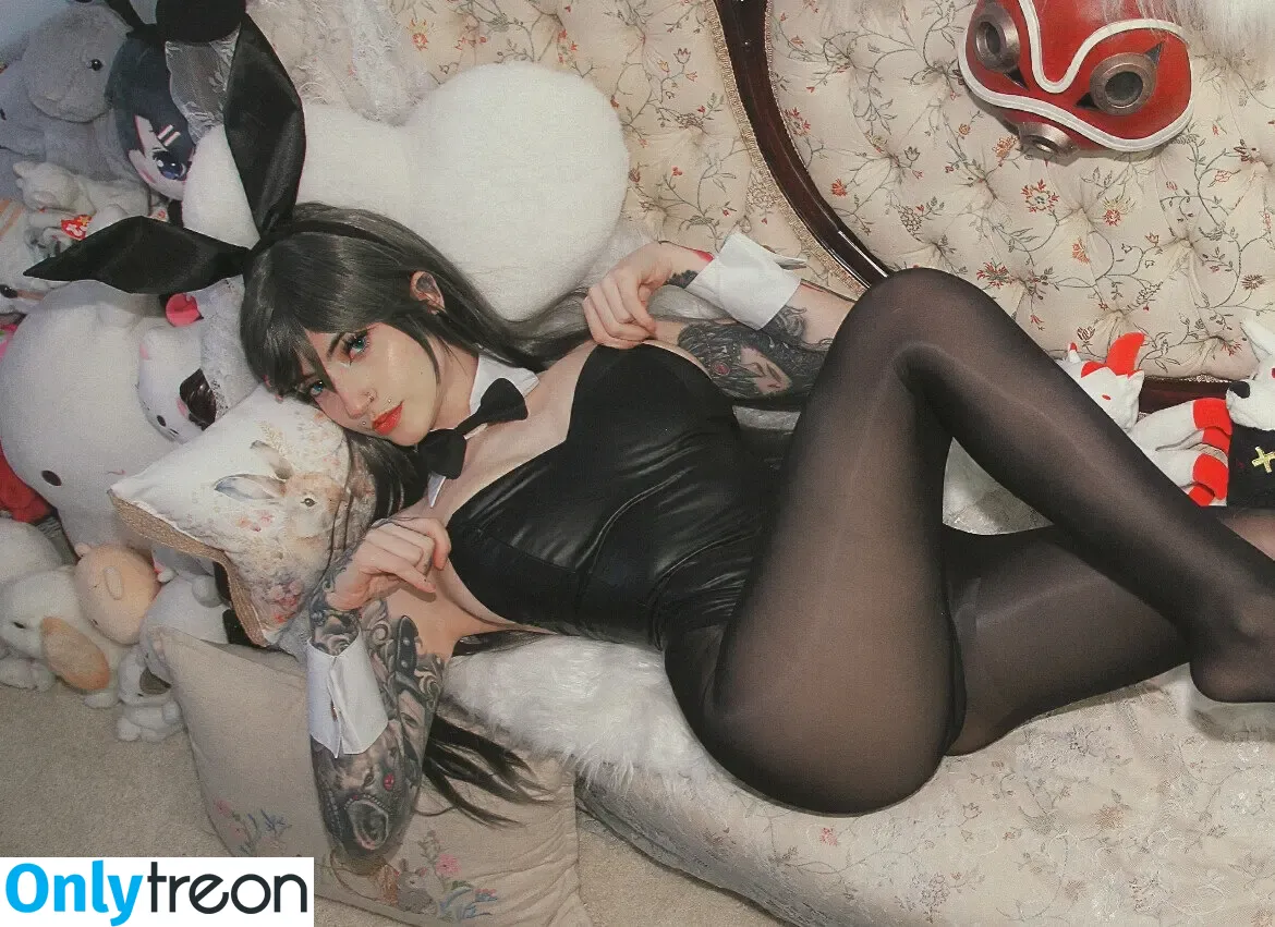 Hitoriookami nude photo #0019 (Vanessa Luciano / eroticmedusa)
