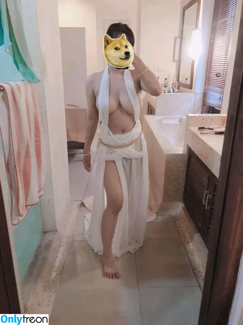 Hiyukimos nude photo #0048 (Sherly Yukimo)