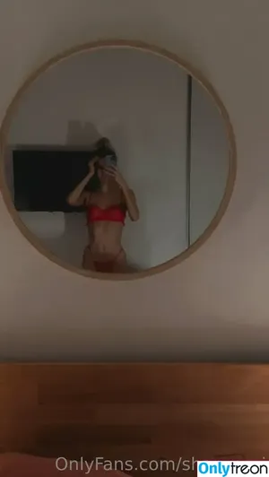  nude photo #0001