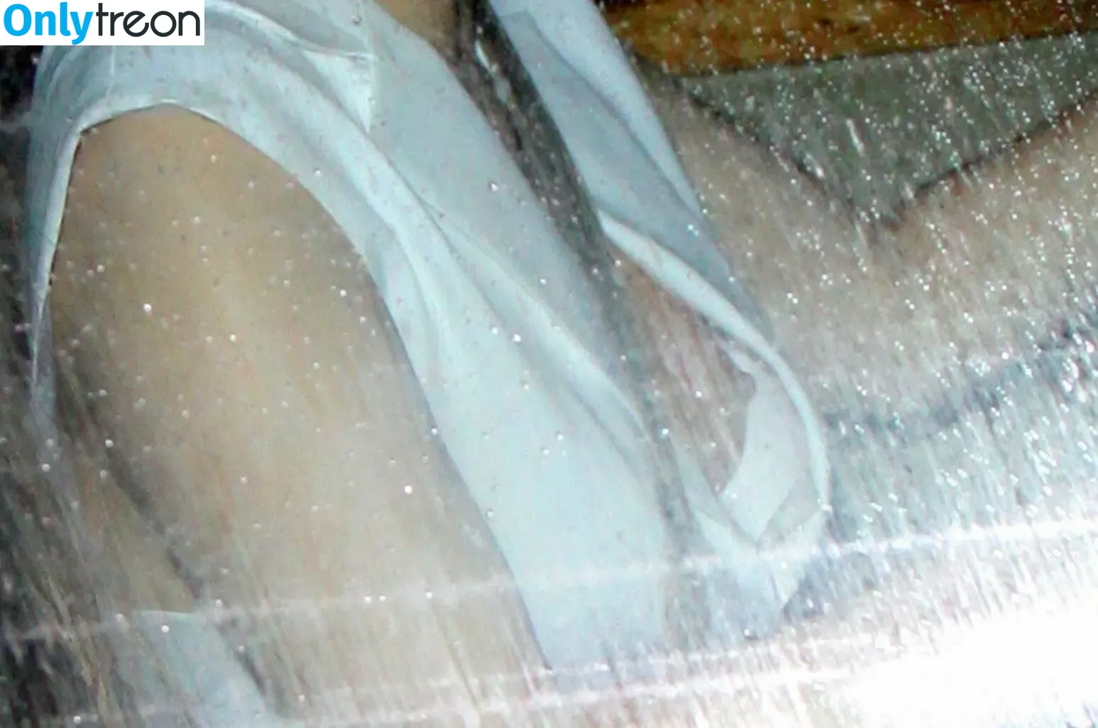 Holland Roden nude photo #0082 (hollandroden)
