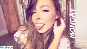 holliefyy / hollie.fy nude photo #0030