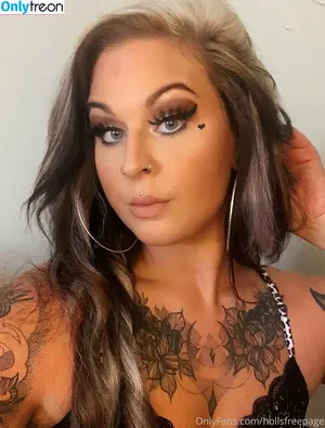 hollsfreepage / hollylouisefry nude photo #0049