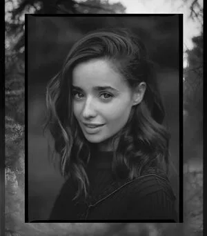 Holly Earl / earlisthename / hollyearl__ фото голая #0054