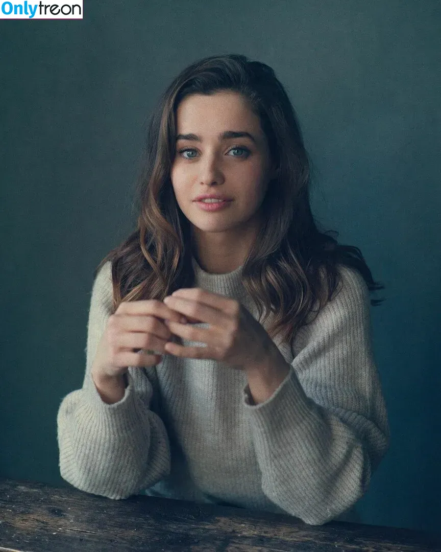 Holly Earl голая photo #0001 (earlisthename / hollyearl__)