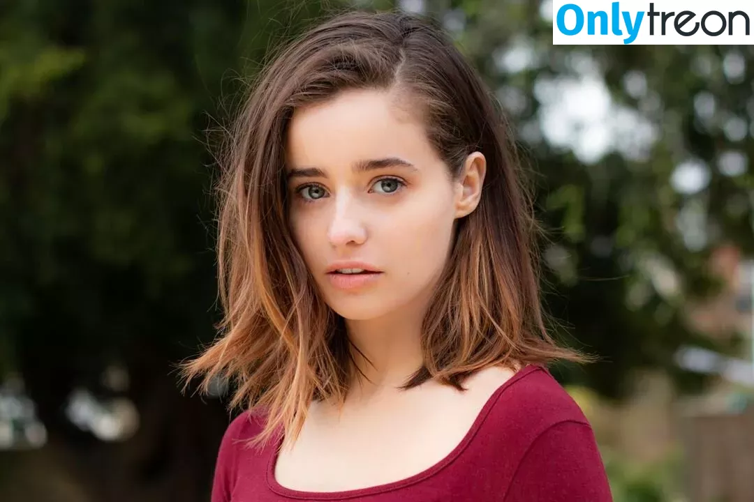 Holly Earl голая photo #0053 (earlisthename / hollyearl__)