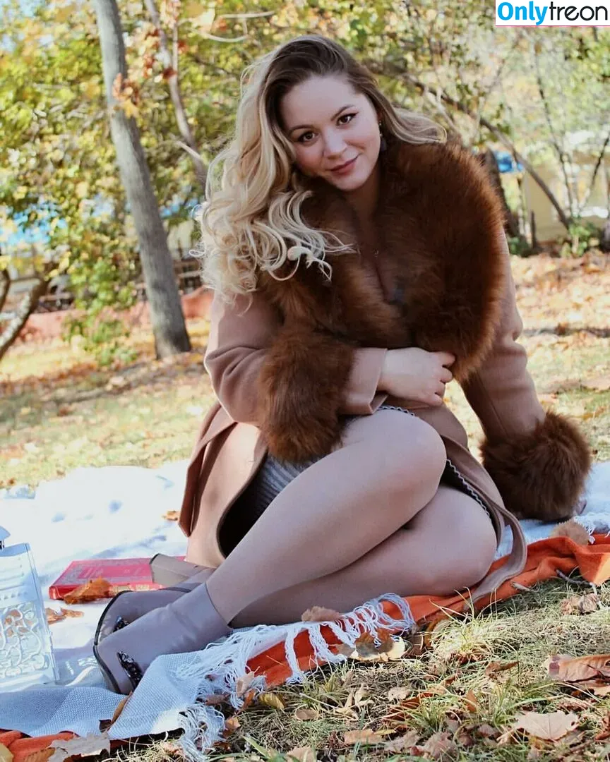 Holly Garner голая photo #0142 (Inna Khoruzh / InnaKhoruzh / Ivanna Ershova / RealHollyGarner / holly.garner)