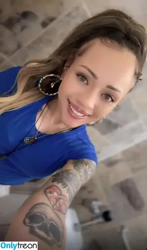 Holly Hendrix / hollyhendrix_ / hollyhendrixofficial фото голая #0456