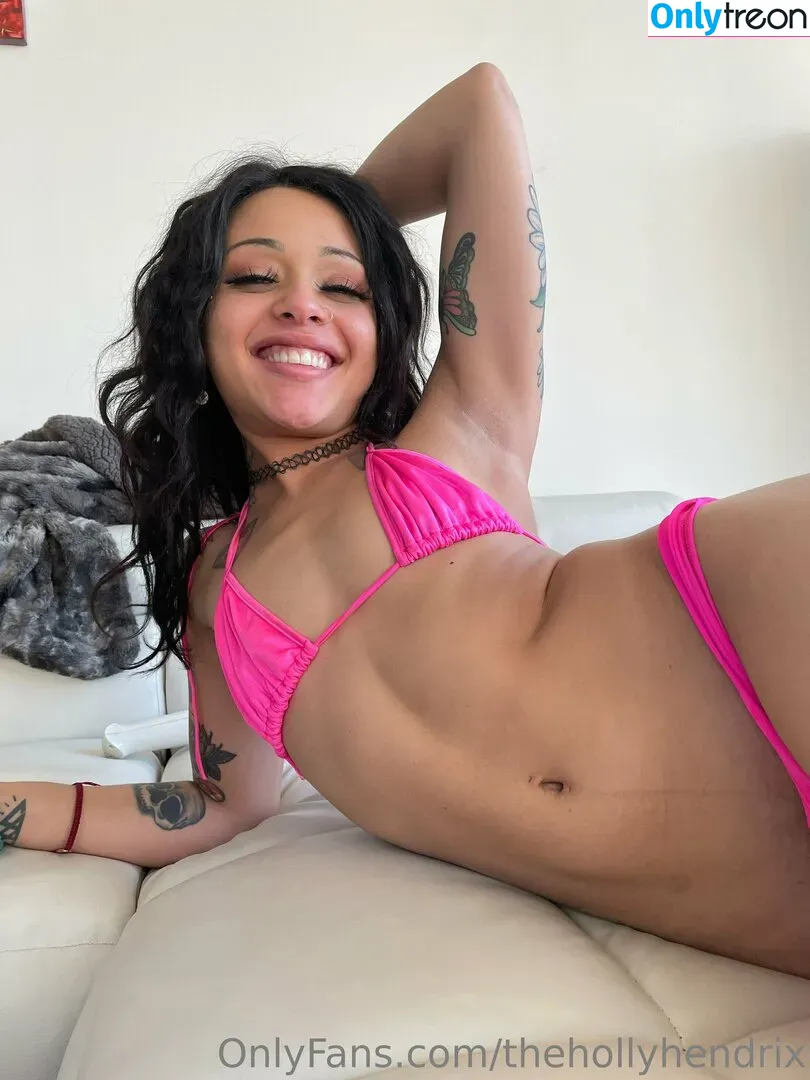 Holly Hendrix голая photo #0092 (hollyhendrix_ / hollyhendrixofficial)