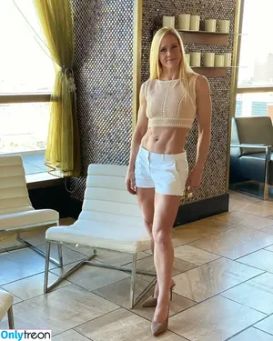 Holly Holm / 951825052 / hollyholm фото голая #0148