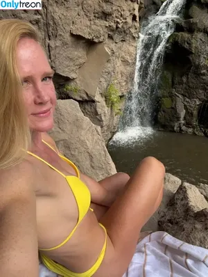 Holly Holm / 951825052 / hollyholm nude photo #0288