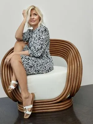 Holly Willoughby / hollywilloughby фото голая #0133