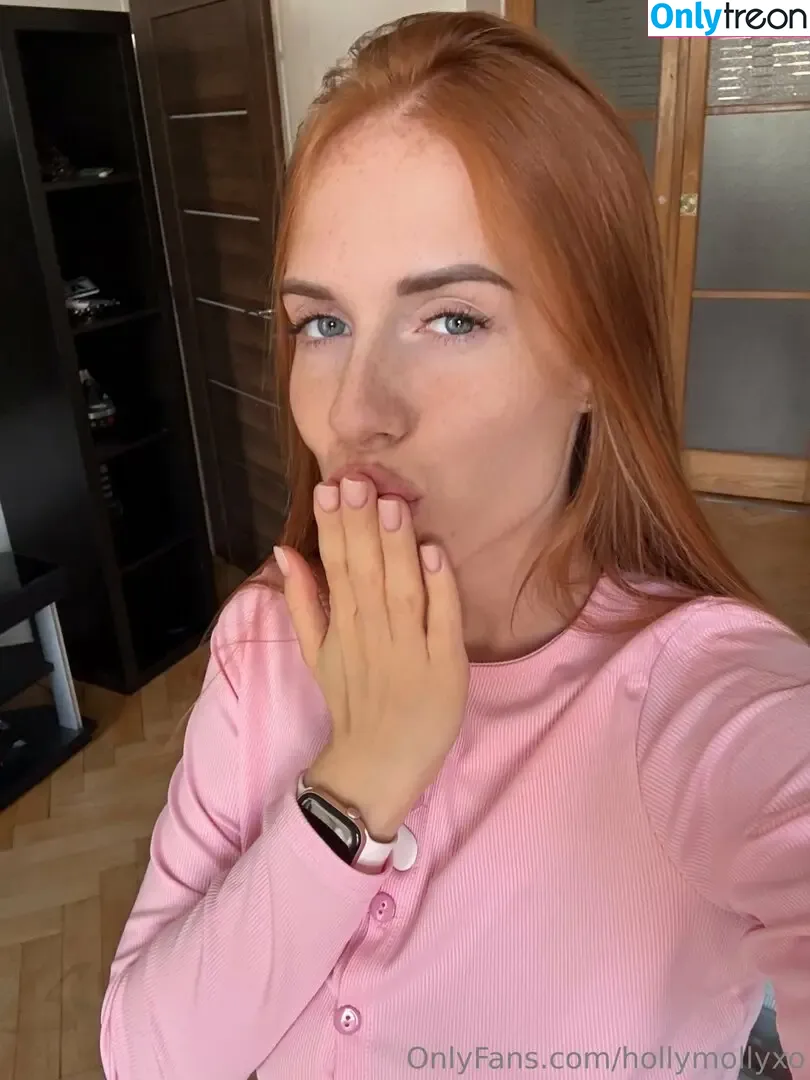hollymollyxo nude photo #0235 (hollymolloyxo)