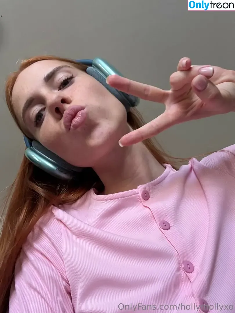 hollymollyxo голая photo #0239 (hollymolloyxo)