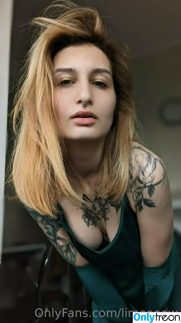 holy_would nude photo #0009 (onlyhollywould)