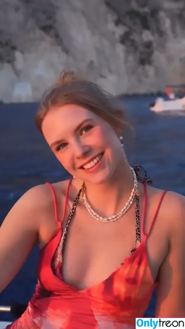 Honey Hannii голая photo #0071 (honeyhannii)