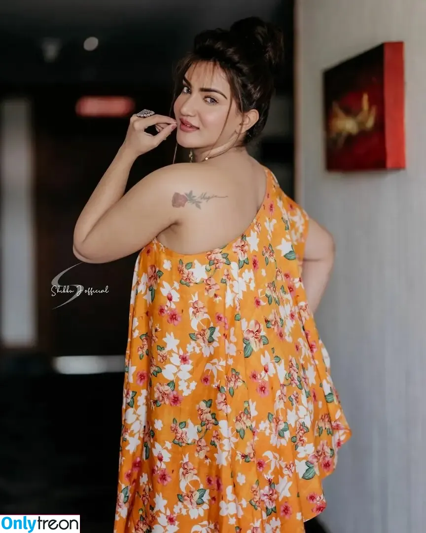 Honey Rose nude photo #0005 (honeyroseinsta / ms-honeyrose)
