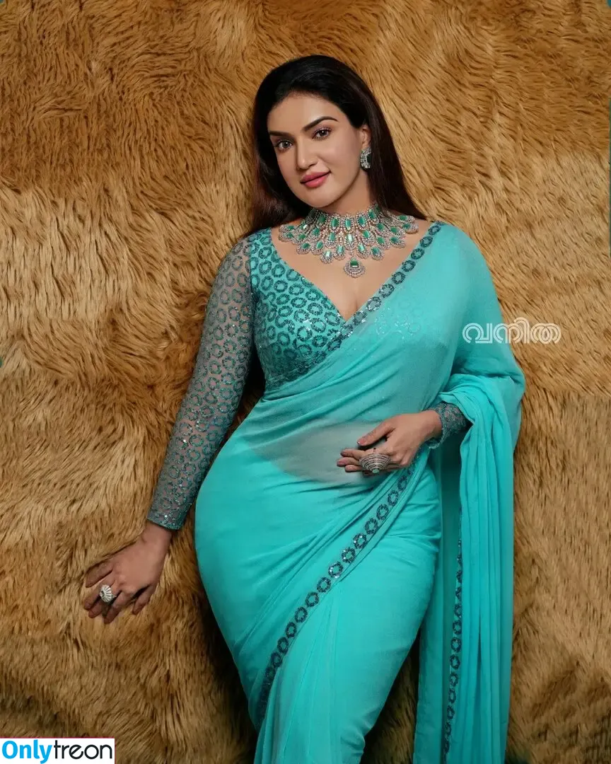 Honey Rose nude photo #0006 (honeyroseinsta / ms-honeyrose)