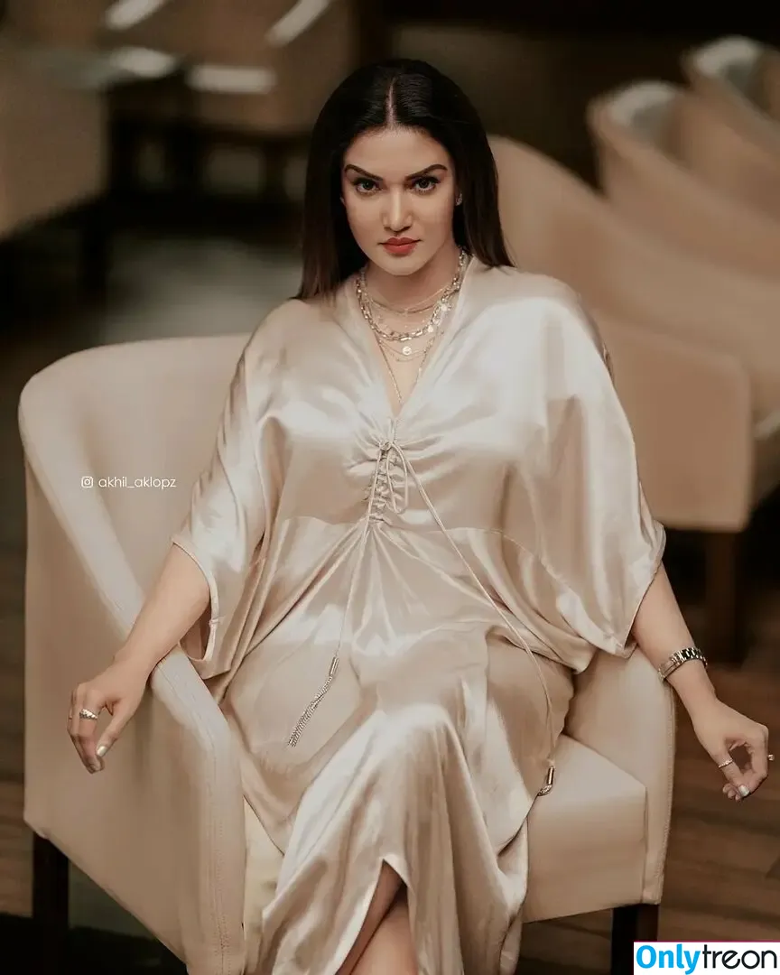 Honey Rose nude photo #0011 (honeyroseinsta / ms-honeyrose)
