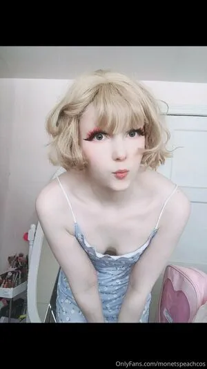 Honeybunnycos / Daisy Cakes / honeybunnycos0 / hunnybunnycos / monetspeachcos nude photo #0017