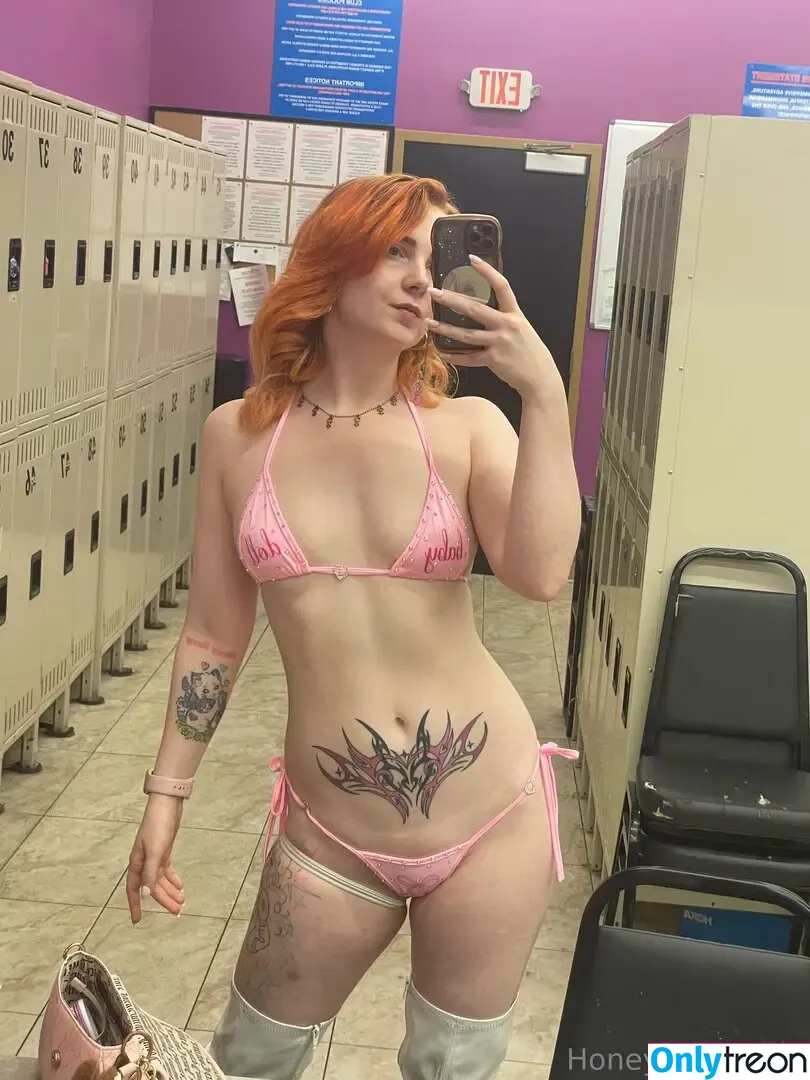 Honeybunnycos nude photo #0192 (Daisy Cakes / honeybunnycos0 / hunnybunnycos / monetspeachcos)