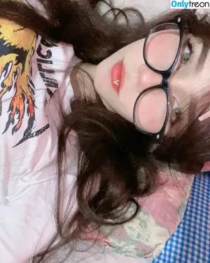 honeyy_bunnyyyy / bbybunny_owo / honeyy__bunnyy / honeyy_bunnyy69 фото голая #0012