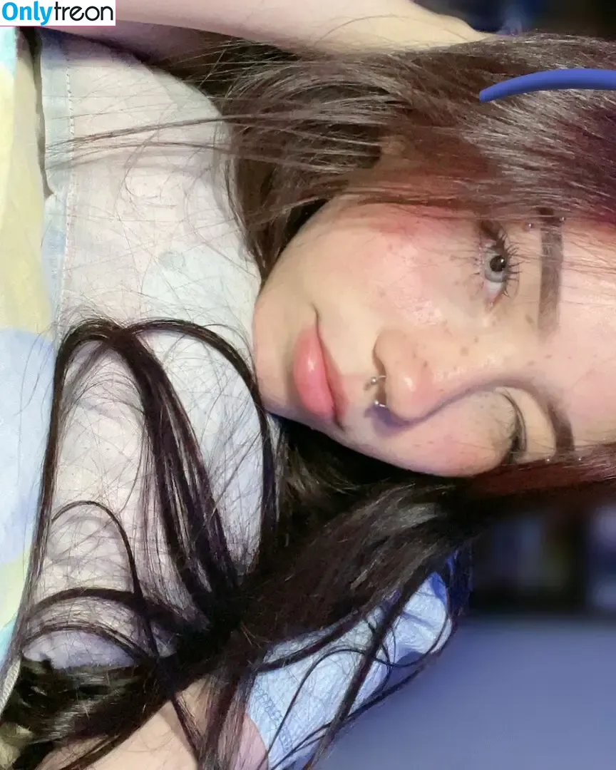 honeyy_bunnyyyy nude photo #0011 (bbybunny_owo / honeyy__bunnyy / honeyy_bunnyy69)