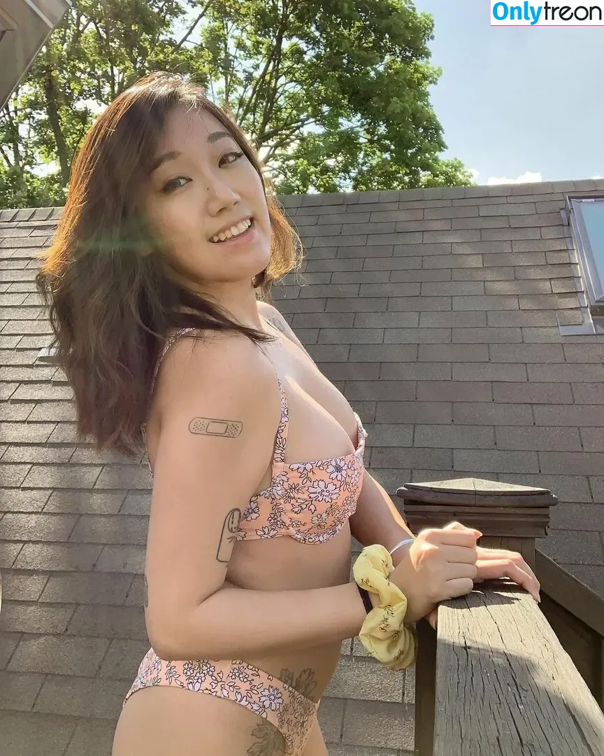 Honeyypies nude photo #0003 (meadowsandmore)