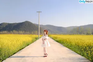 Hoshilily / hoshilily1 / hoshilily_cos / 星之迟迟 nude photo #1624