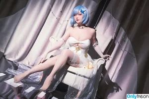 Hoshilily / hoshilily1 / hoshilily_cos / 星之迟迟 nude photo #1934