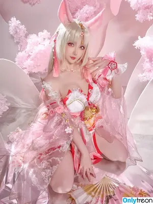Hoshilily / hoshilily1 / hoshilily_cos / 星之迟迟 nude photo #2326