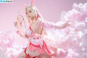 Hoshilily / hoshilily1 / hoshilily_cos / 星之迟迟 nude photo #2331