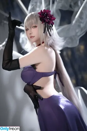 Hoshilily / hoshilily1 / hoshilily_cos / 星之迟迟 фото голая #2438
