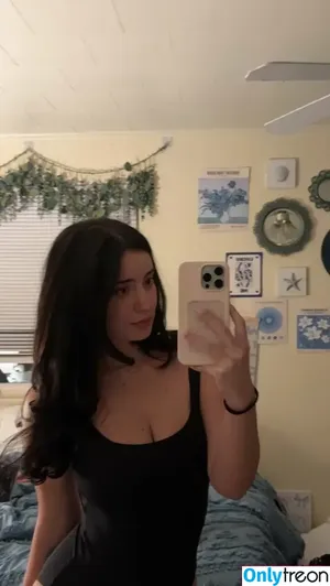 Hotblockchain / Emily Cocea / cryptobaddie1 / Hotblockchain nude photo #0002