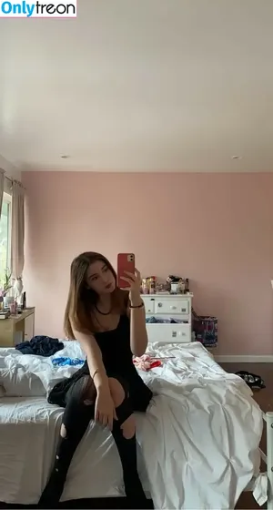 Hotblockchain / Emily Cocea / cryptobaddie1 / Hotblockchain nude photo #0018