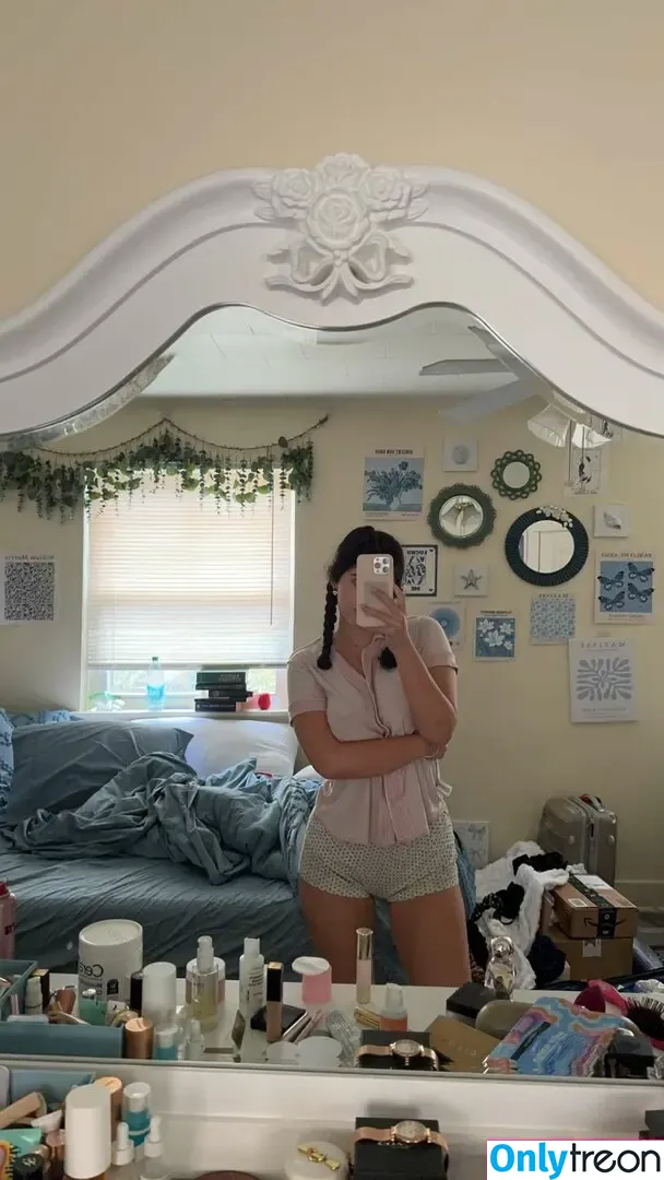 Hotblockchain / Emily Cocea / cryptobaddie1 nude photo #0009 (Hotblockchain)