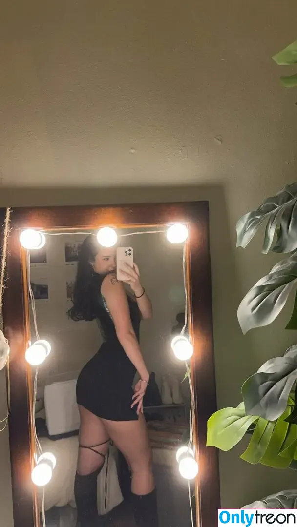 Hotblockchain / Emily Cocea / cryptobaddie1 nude photo #0015 (Hotblockchain)